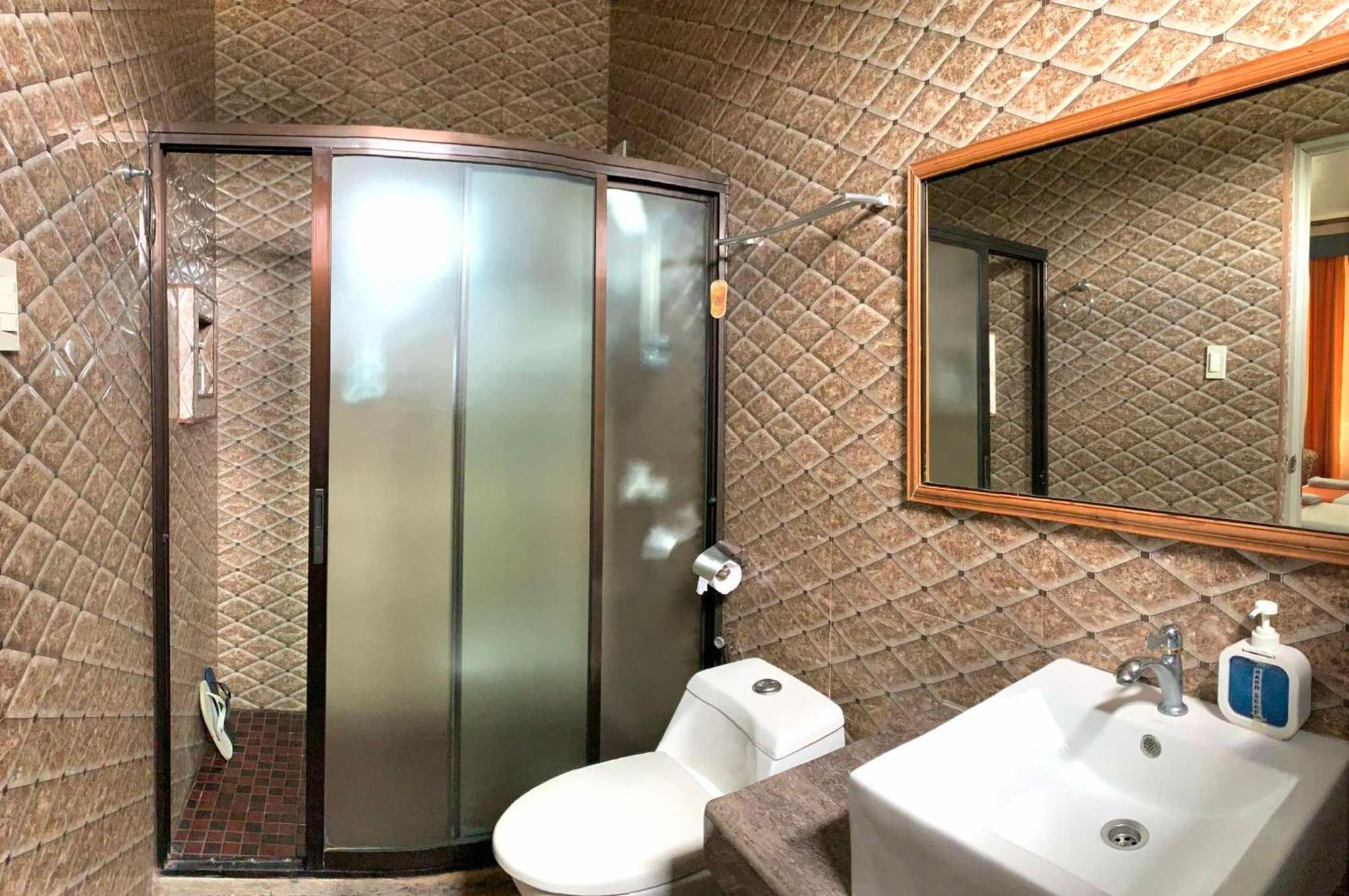 7 Meadows Inn Tagbilaran City Bagian luar foto